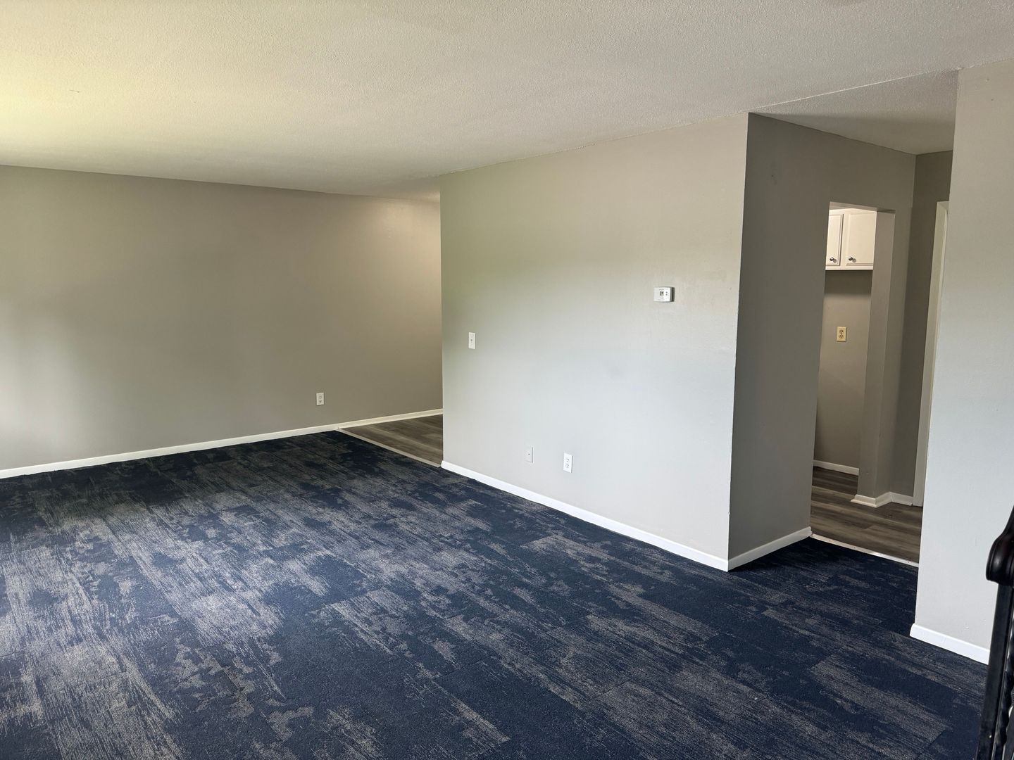 Minneapolis Apartment: 3753 Girard Ave N