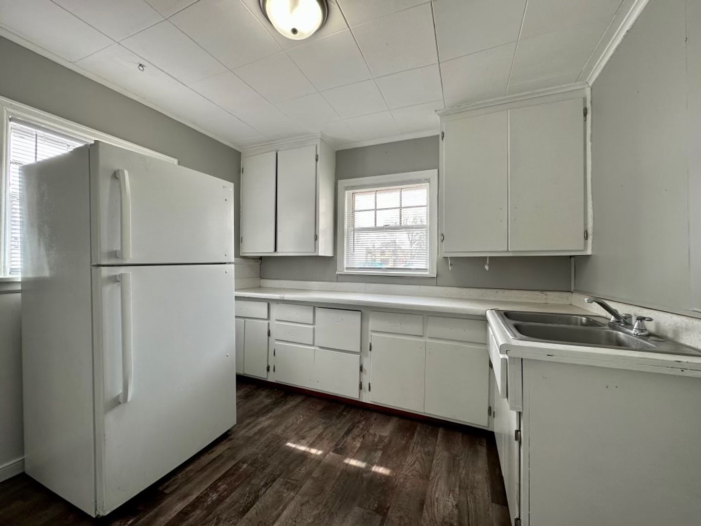 St. Cloud Apartment: 349 6th Ave S