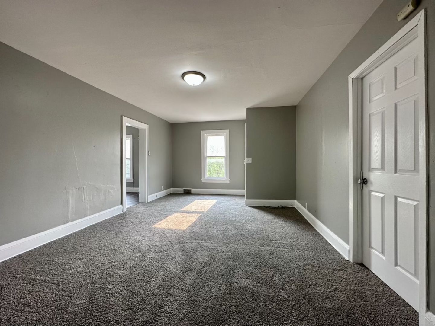 Minneapolis Apartment: 318 27th Ave North