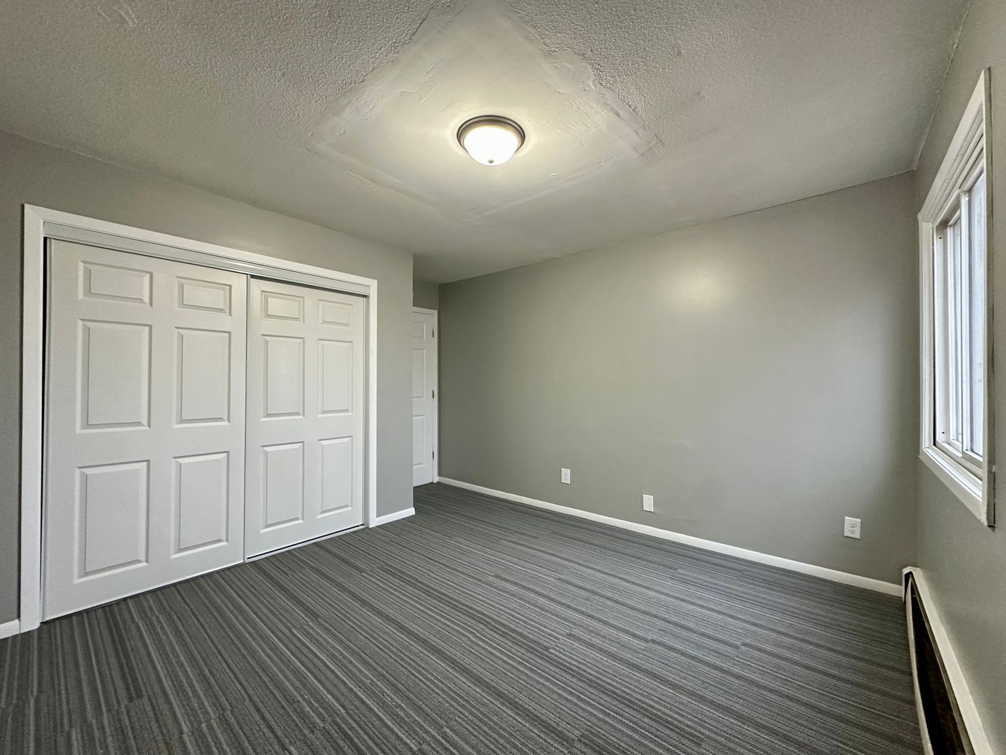 Minneapolis Apartment: 1315 Dowling Ave N