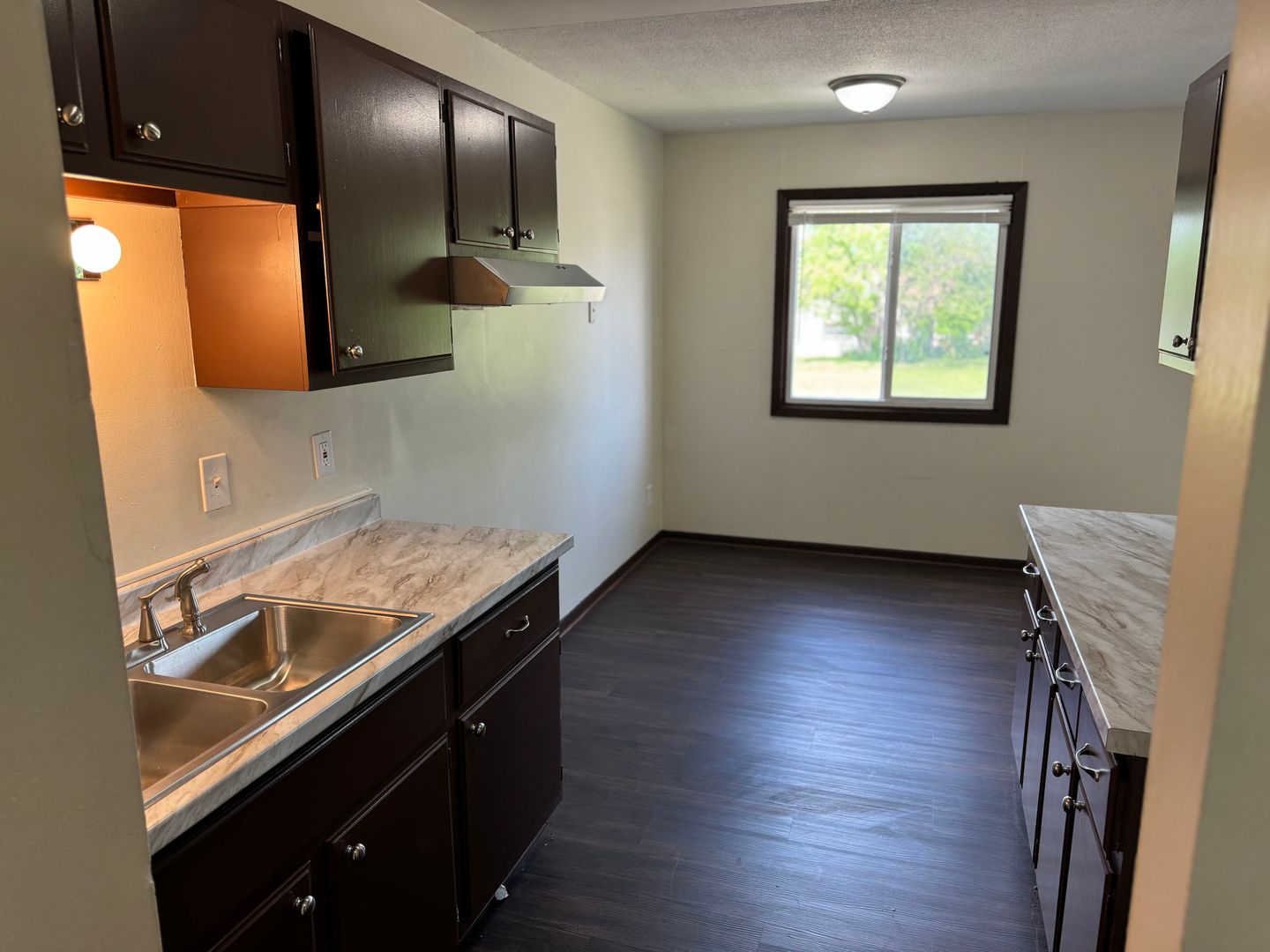 Minneapolis Apartment: 3753 Girard Ave N