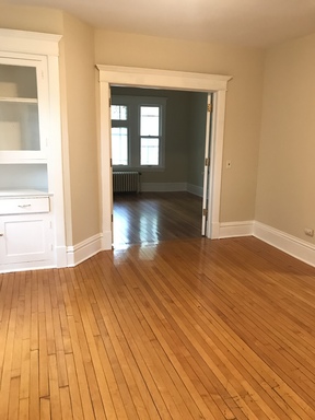 Beautiful 2 Bedroom 1 Bathroom Duplex in St.Paul! – photo 1