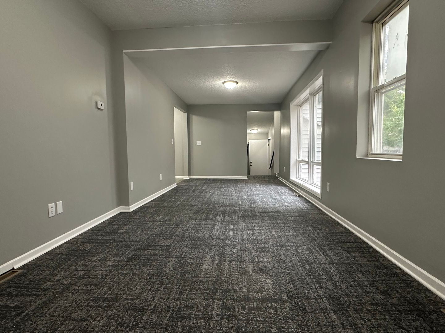 St. Paul Apartment: 761 Englewood Avenue