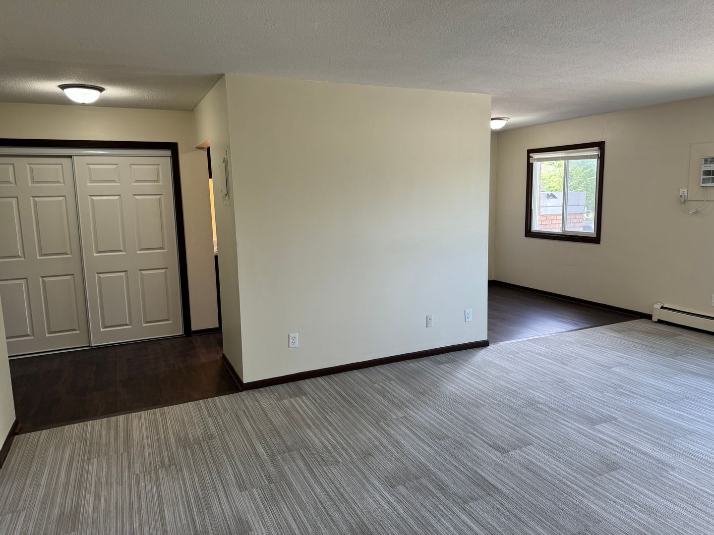 Minneapolis Apartment: 3753 Girard Ave N