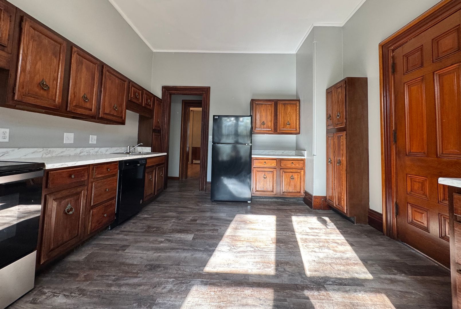 St. Cloud Apartment: 349 6th Ave S