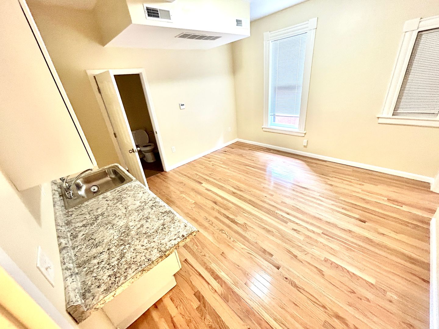 Waterbury Apartment: 133 West Main St