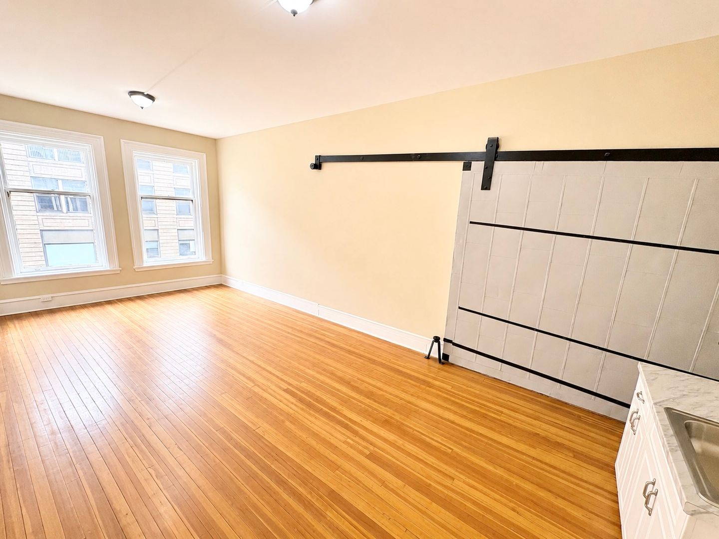 Waterbury Apartment: 105 Bank St