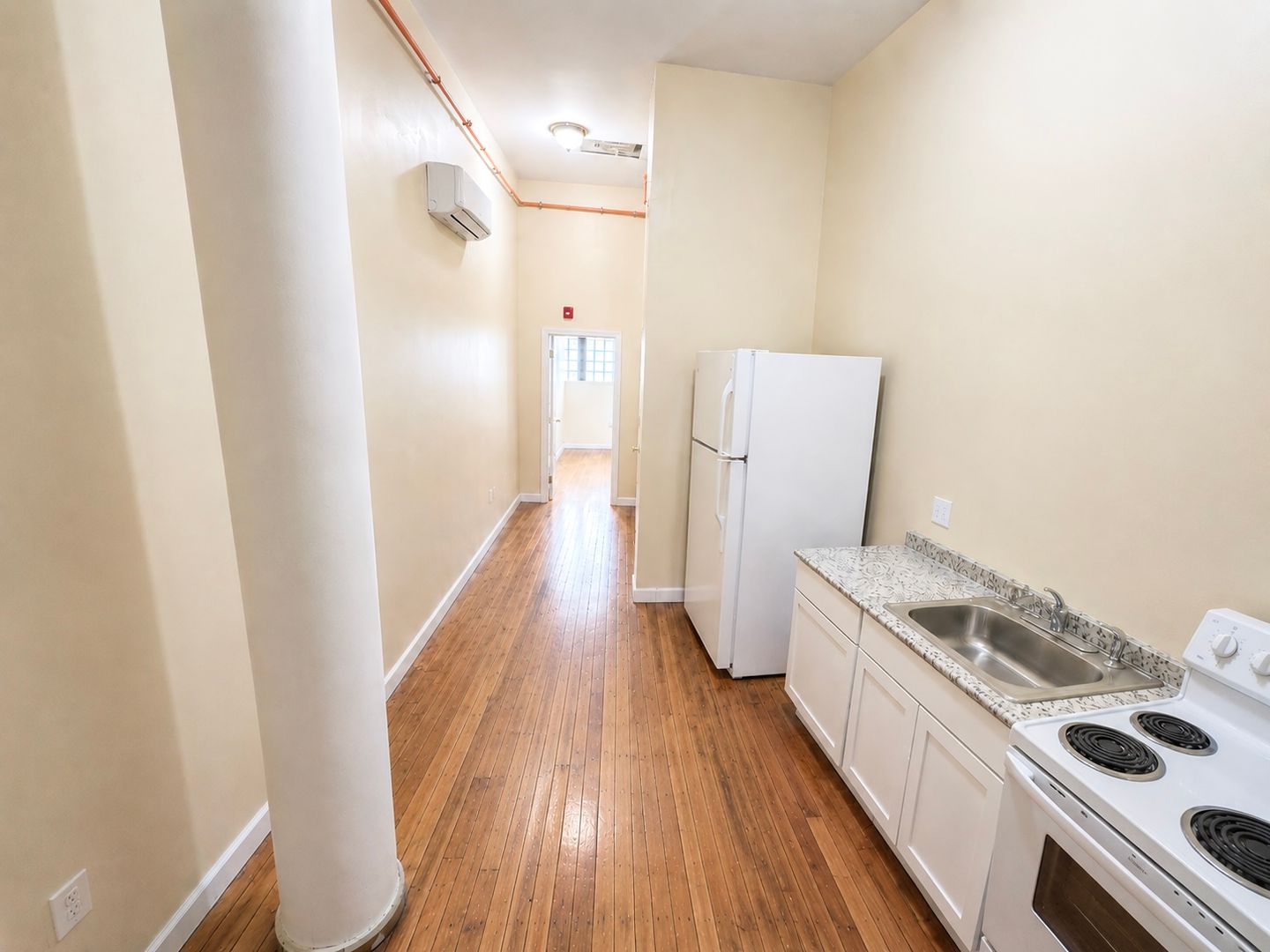 Waterbury Apartment: 105 Bank St