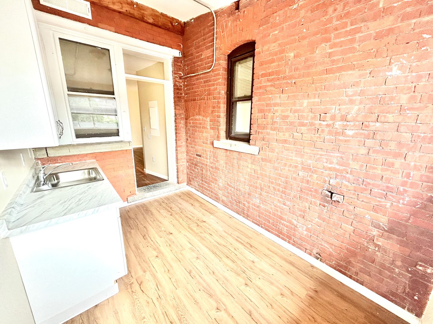 Waterbury Apartment: 133 West Main St