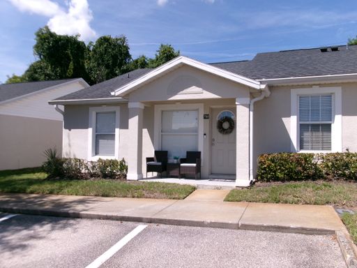 2/2 in Hillside Villas – photo 1