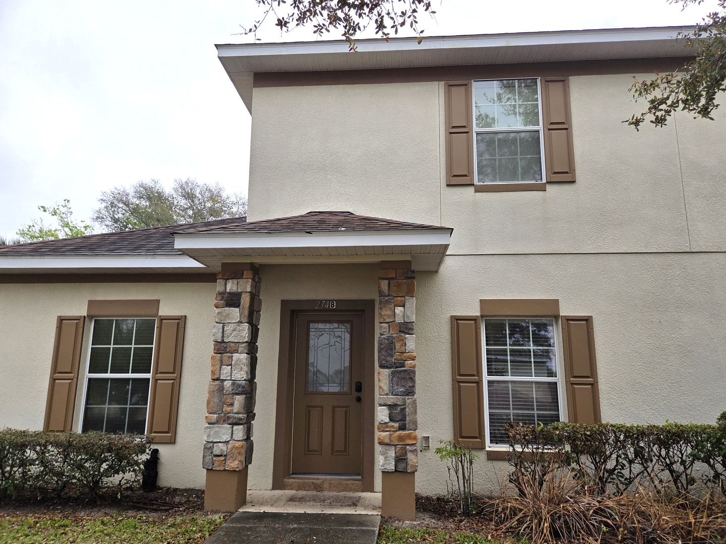 Clermont House: 274 B Cedar St