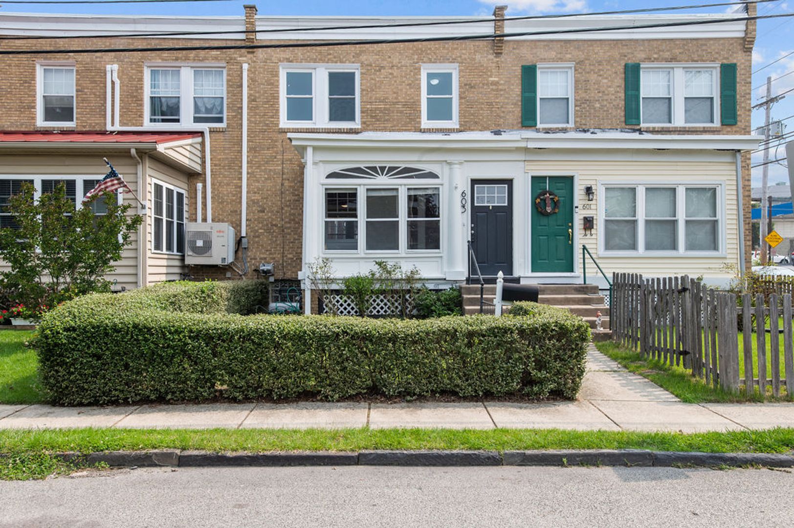 Bryn Mawr House: 603 Dayton Rd.