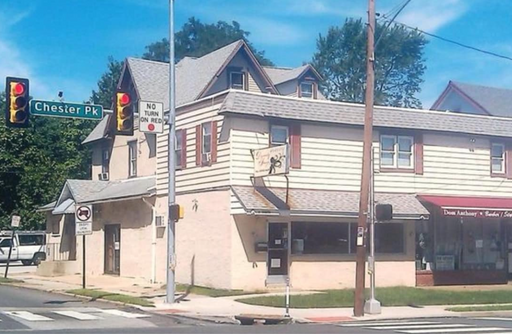 Corner Commercial Office or Retail unit with Parking and Signage!
