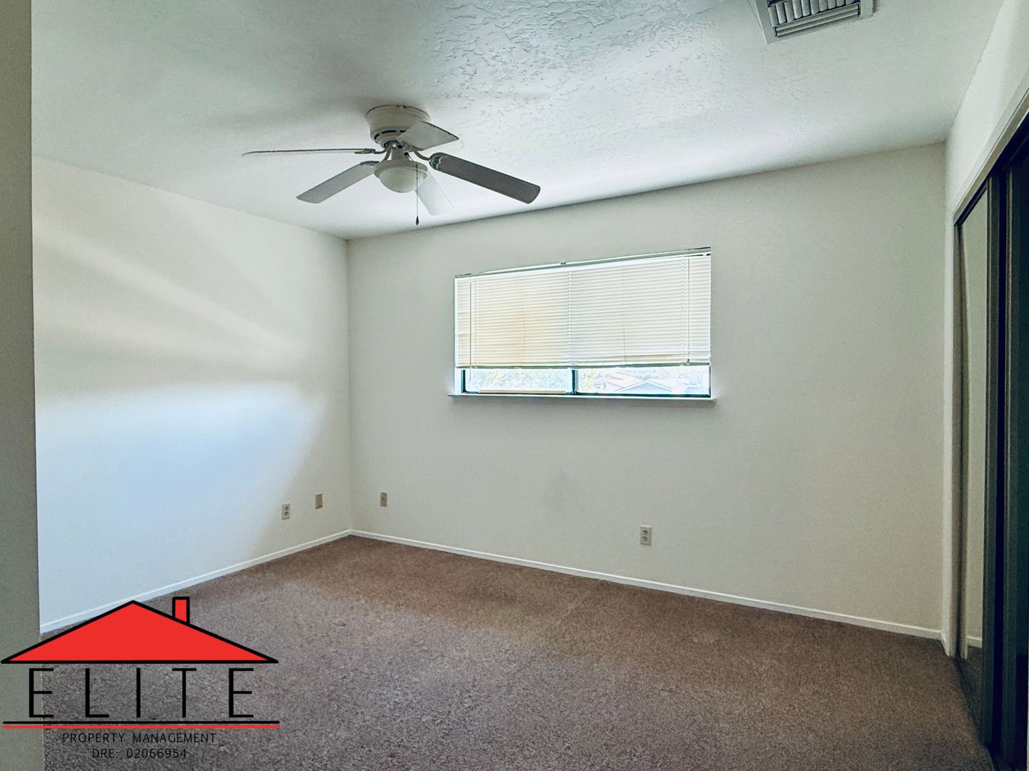 Ridgecrest House: 285 E Upjohn Ave