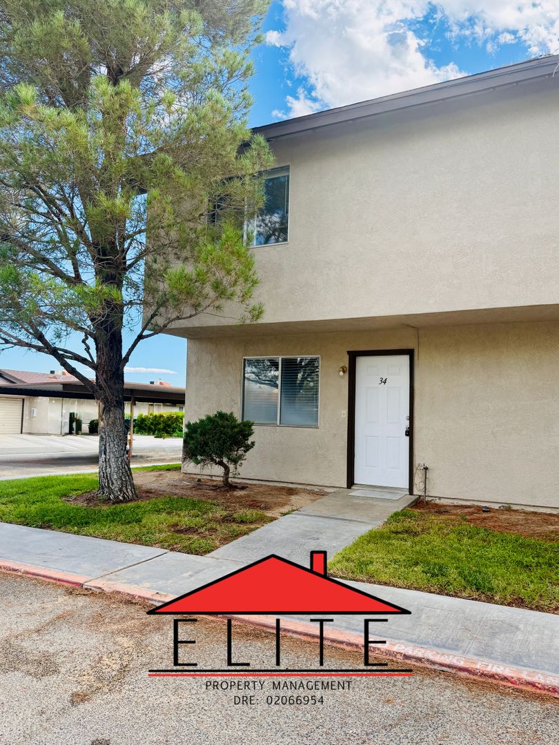 Ridgecrest Apartment: 121 N Gateway Blvd