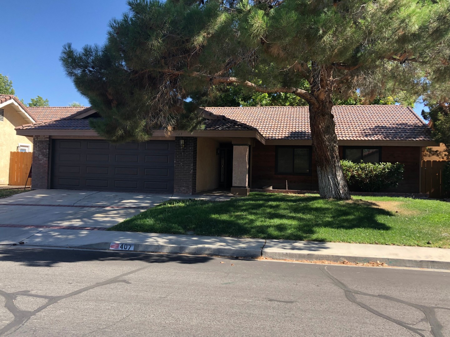 Ridgecrest House: 407 Mt. McKinley