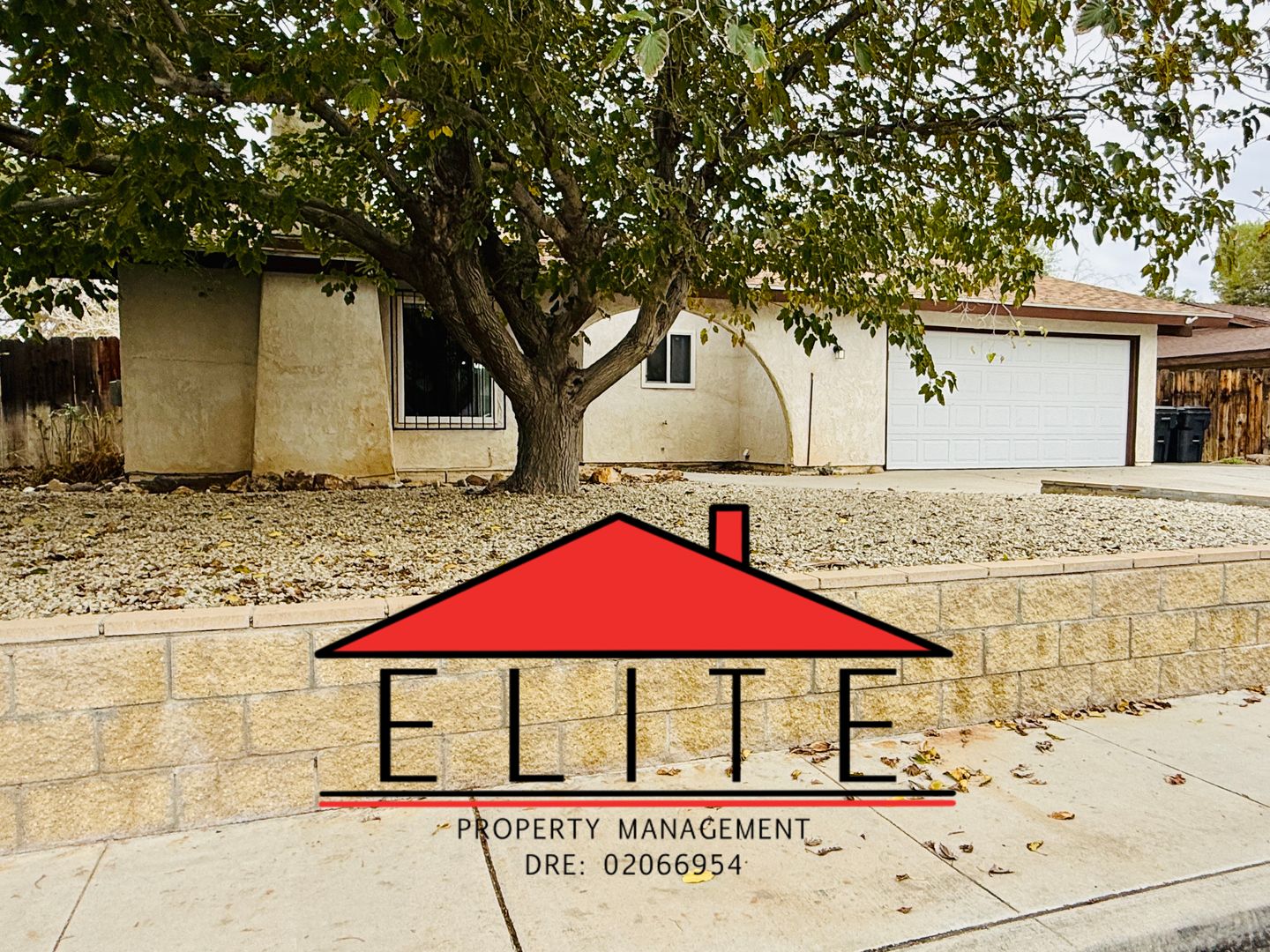 Ridgecrest House: 1029 Las Cruces Ave