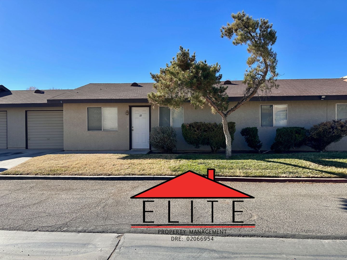 Ridgecrest Apartment: 121 N Gateway Blvd