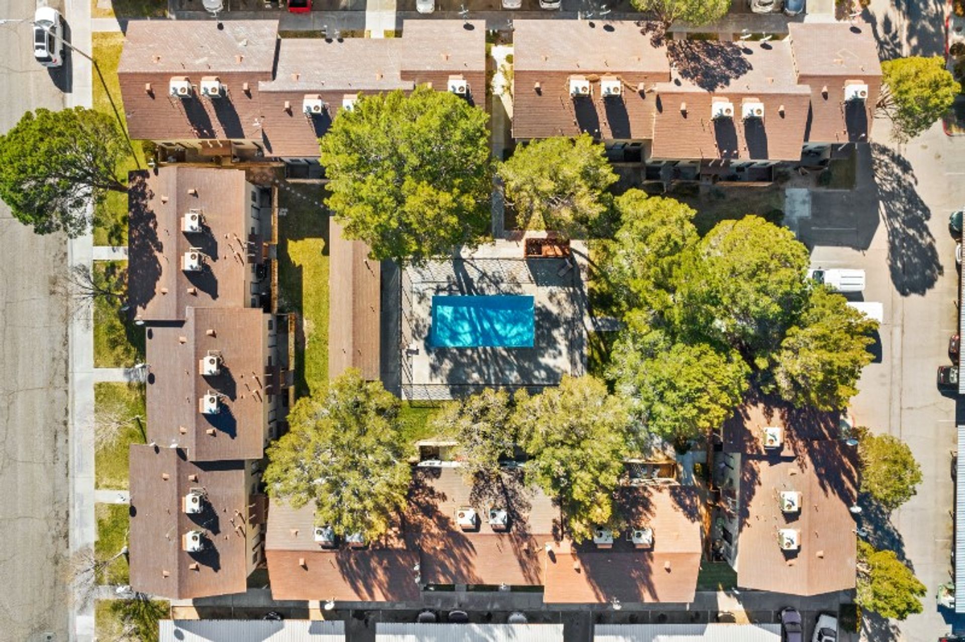 Ridgecrest Apartment: 121 N Gateway #54