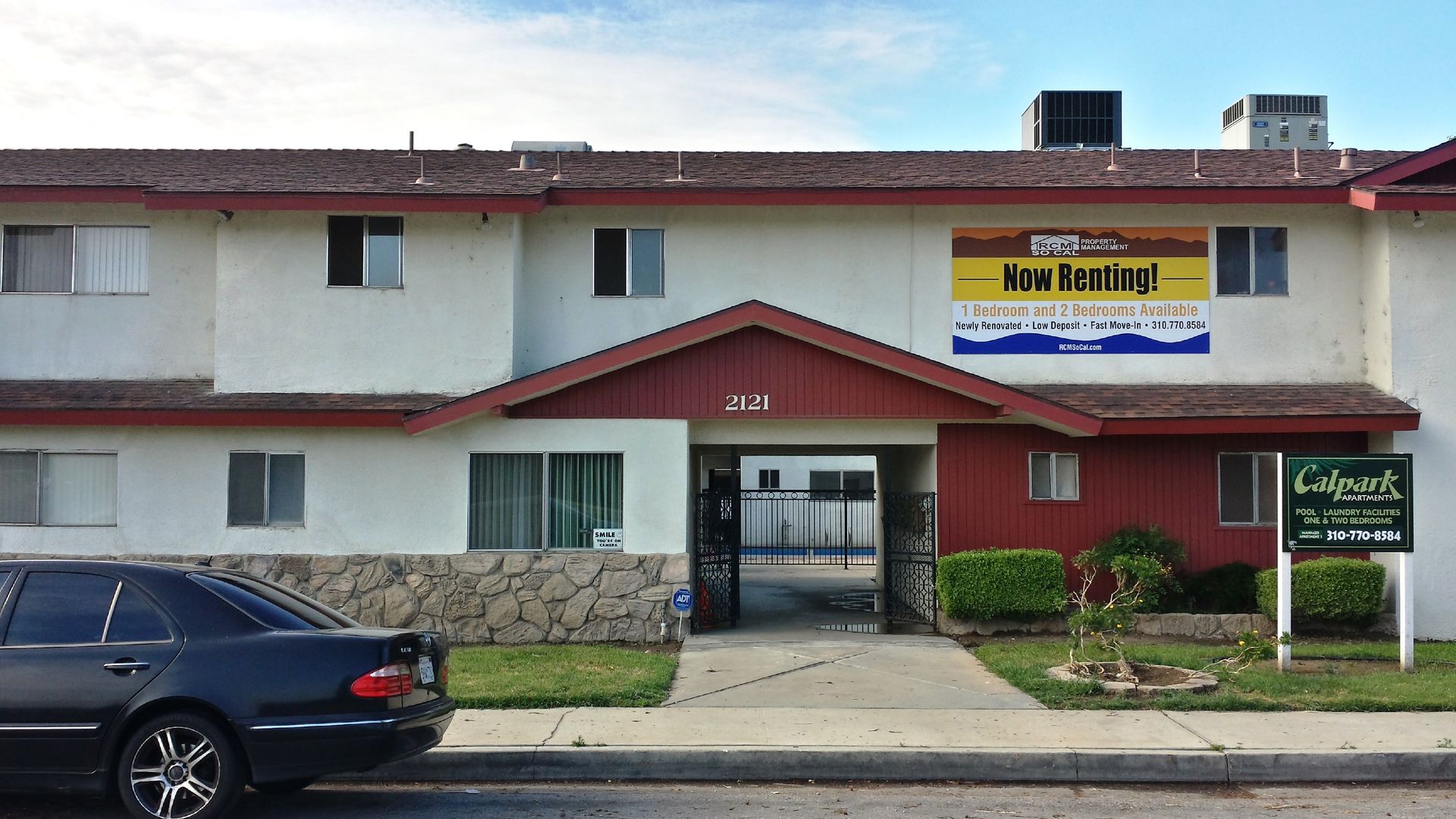 Bakersfield Apartment: 2121 Park Way