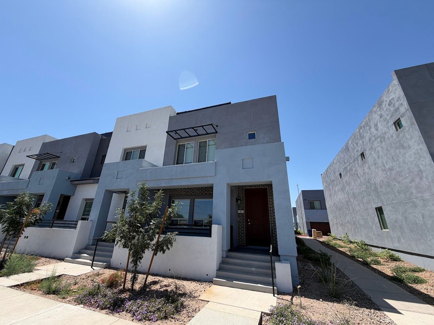 Chandler Townhome: 733 E. Commonwealth Ave 9