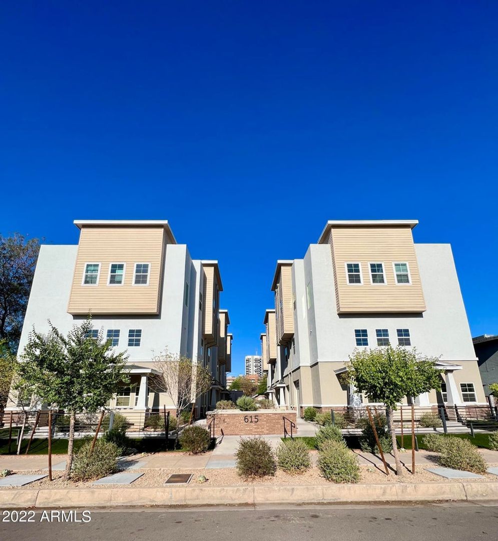 Phoenix Townhome: 615 N 6th Ave