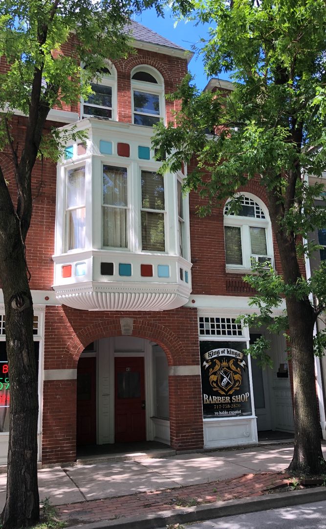 York House: 45 E Philadelphia St Apt 2,