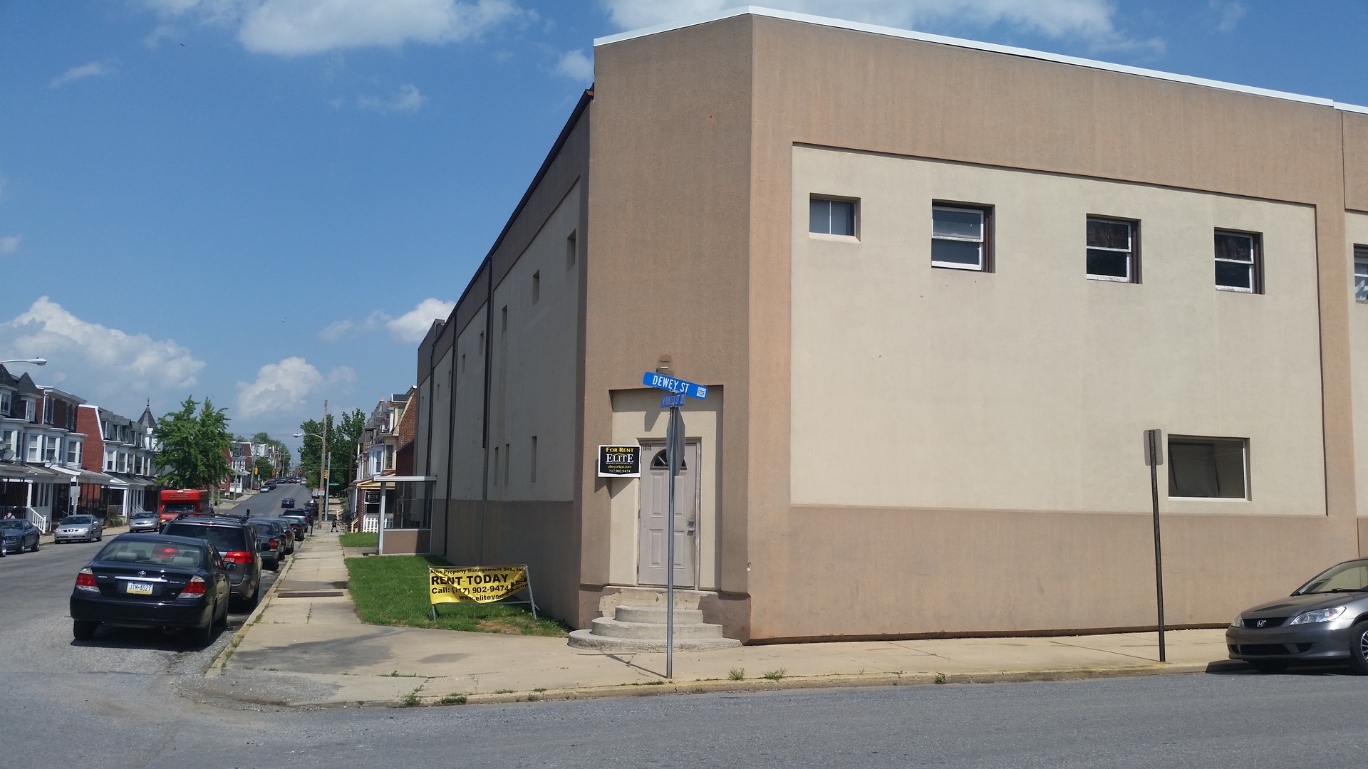 York House: 1040 W Princess St Apt #5,