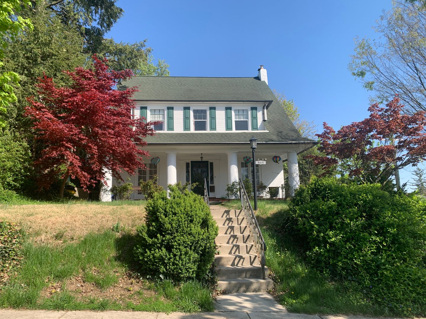 York House: 424 Madison Ave