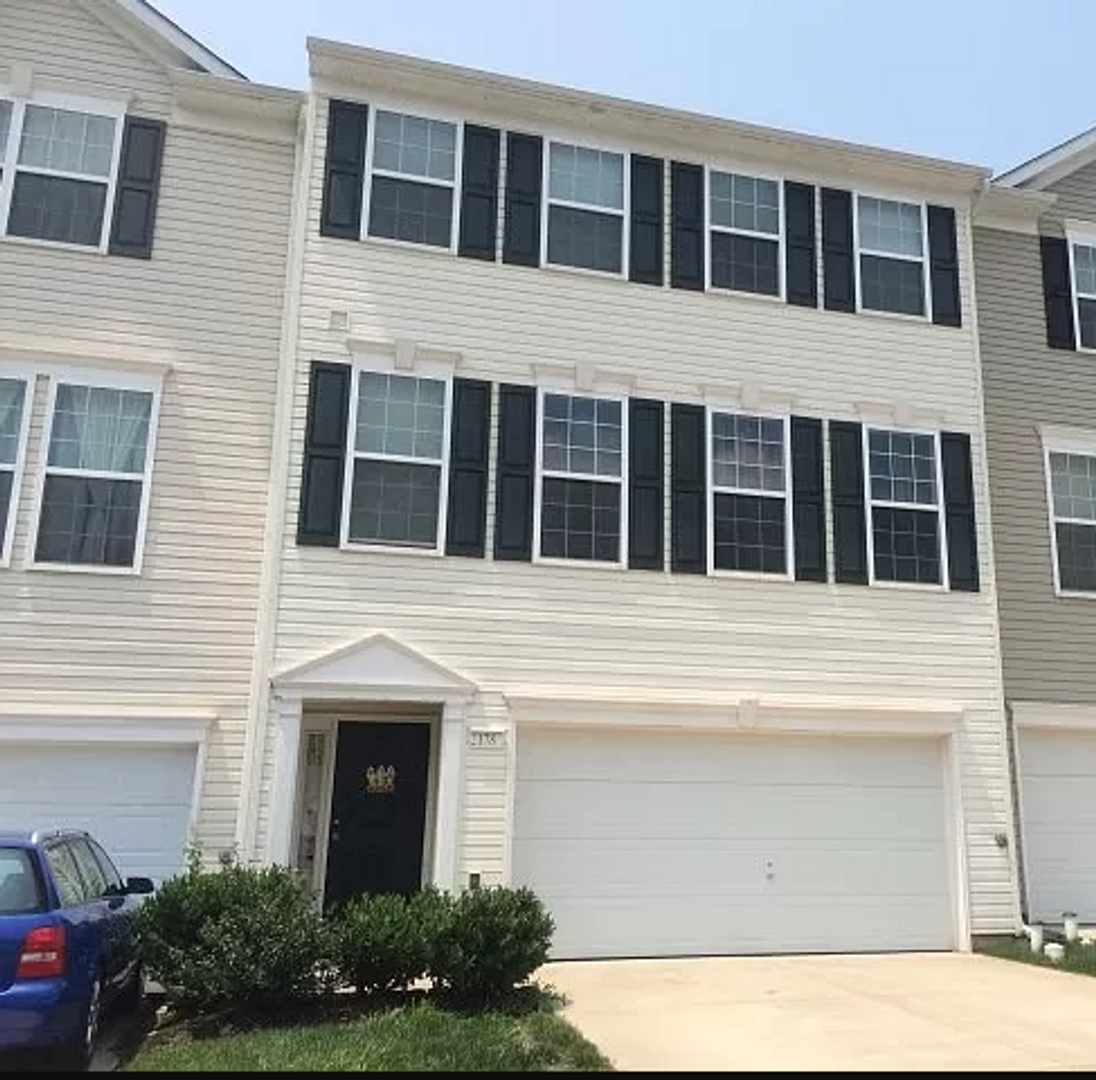 York House: 2178 Golden Eagle Dr.