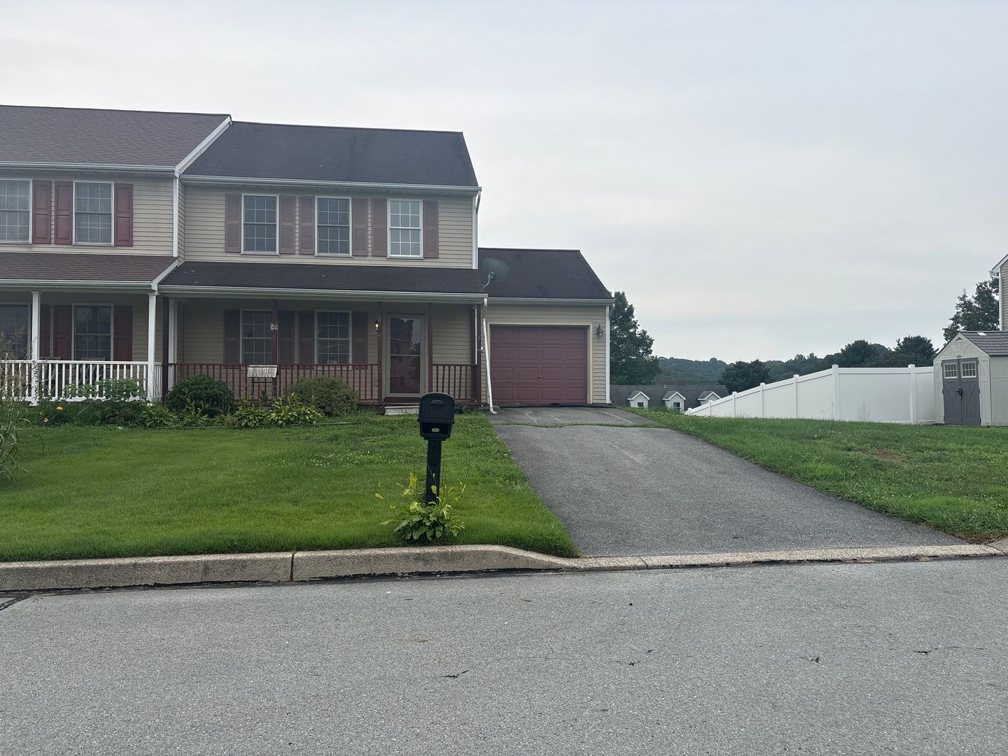 Wrightsville House: 16 Vickilee Dr