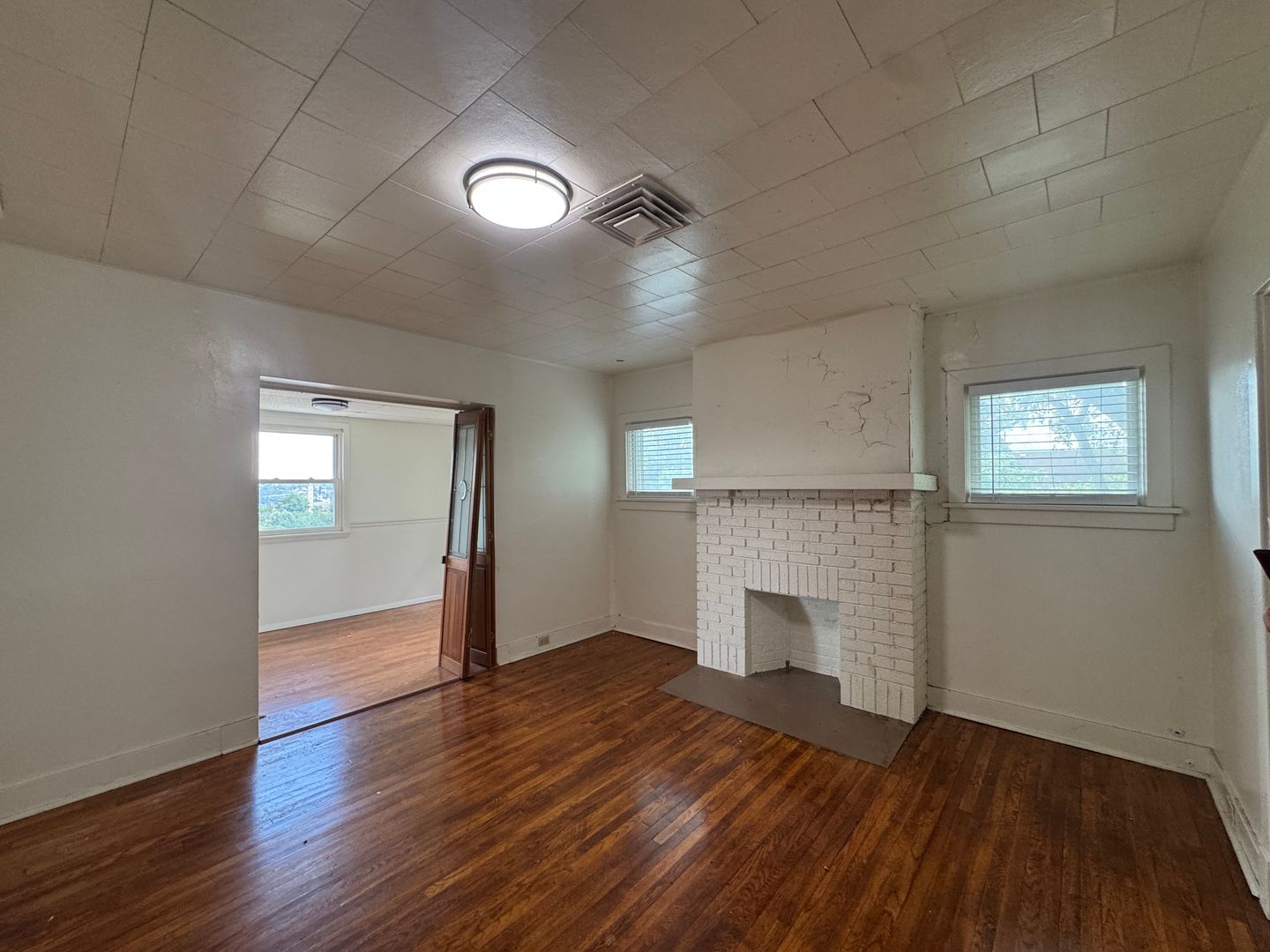 West Mifflin House: 4308 Inland Ave Unit 2