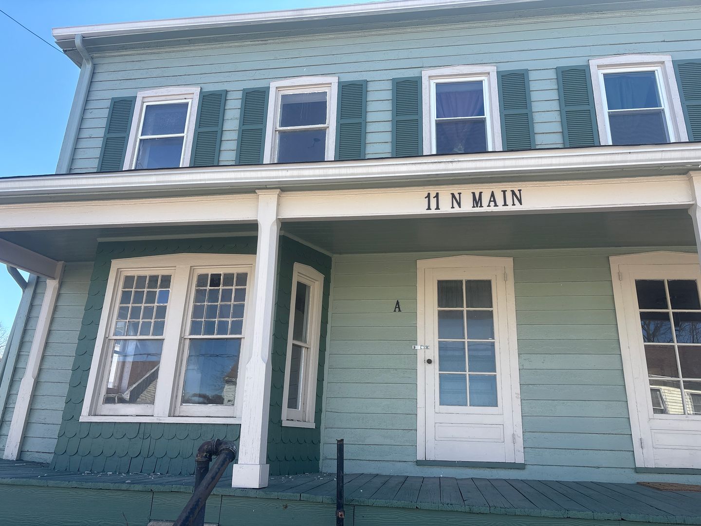 Loganville House: 11 N Main St Apt A, PO Box 55