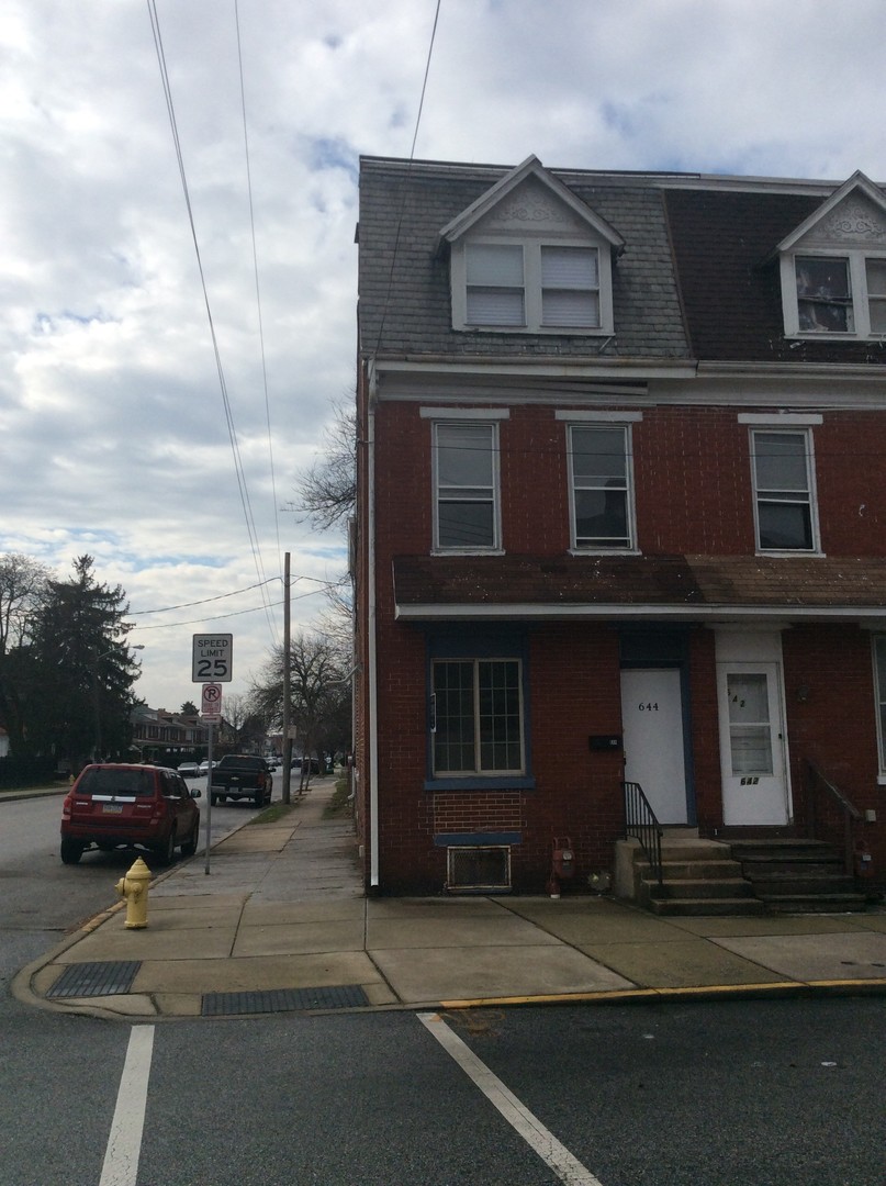 York House: 644 Cleveland Ave,