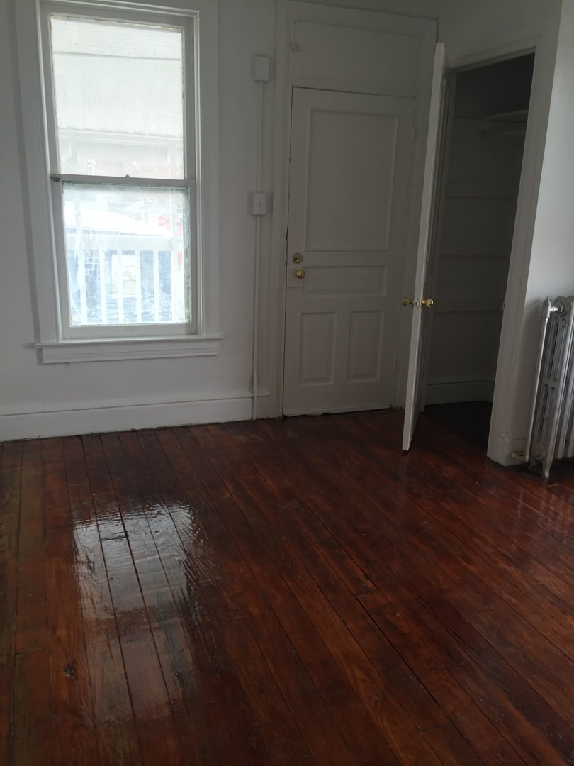 York House: 172 W Maple St,