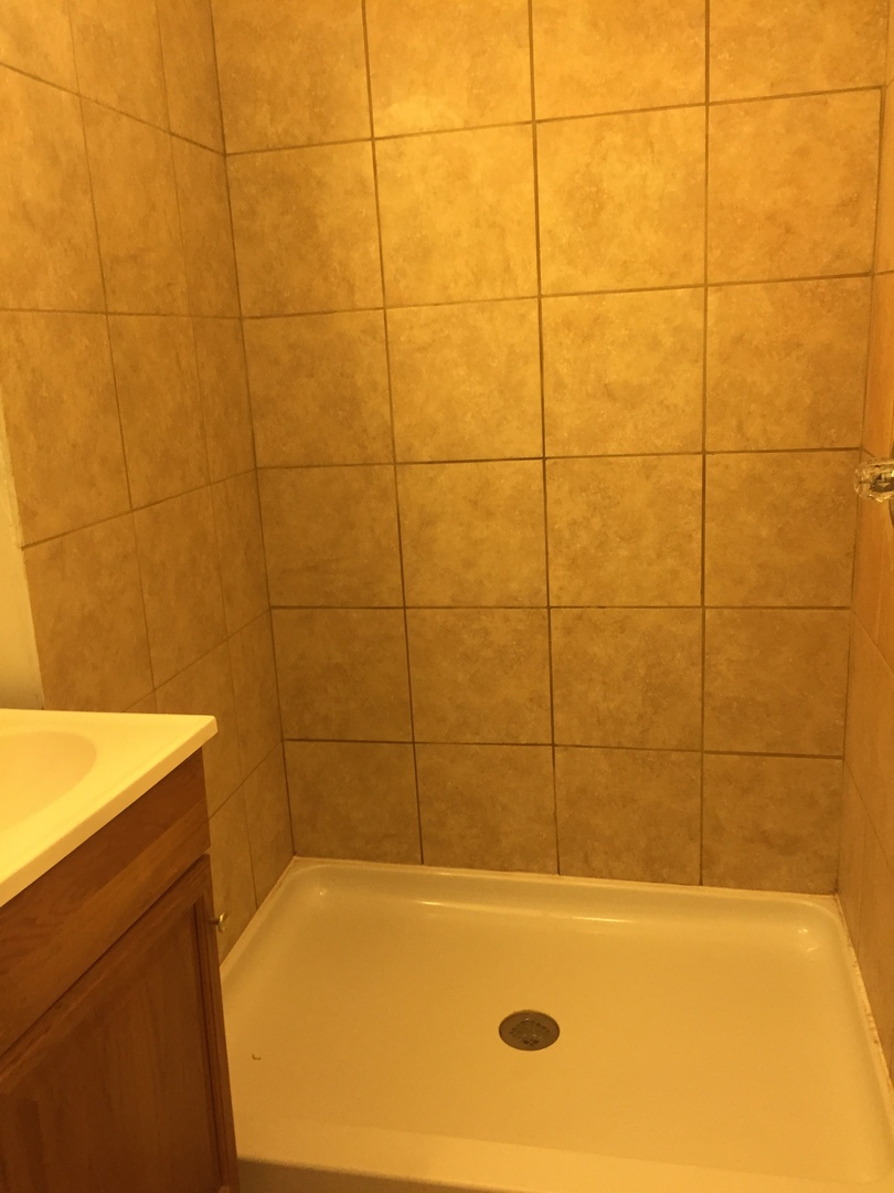 York House: 708 N Pershing Ave Apt 1,