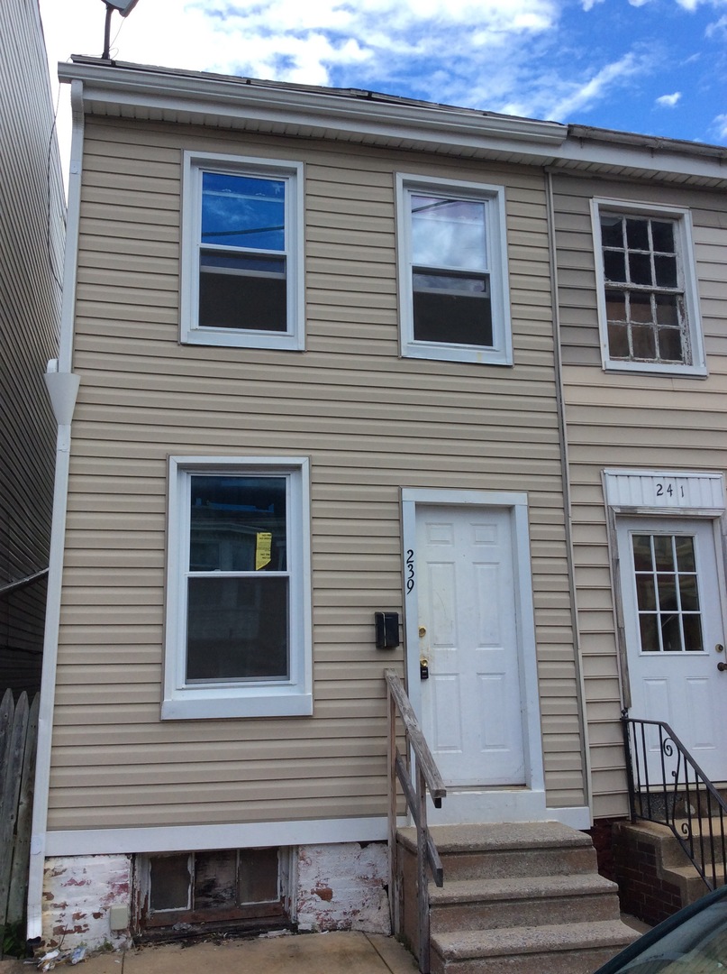 York House: 239 S Queen St,