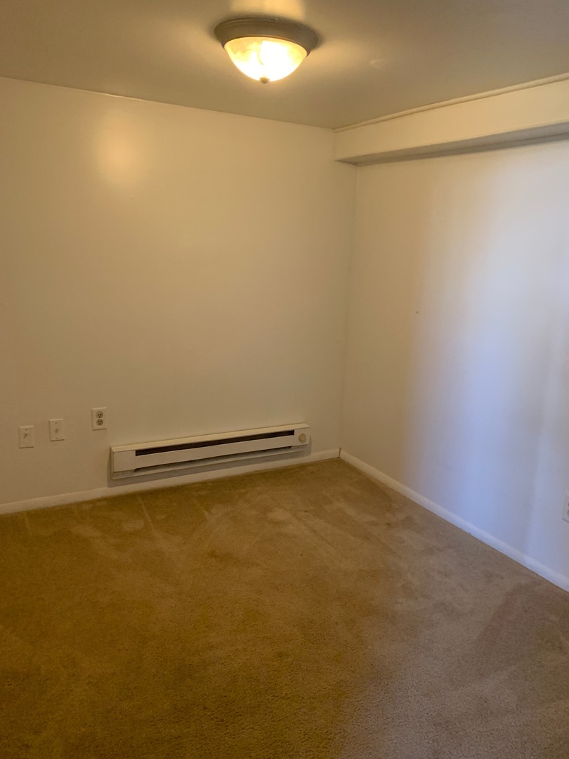 East Prospect House: 12 N Main St Apt C