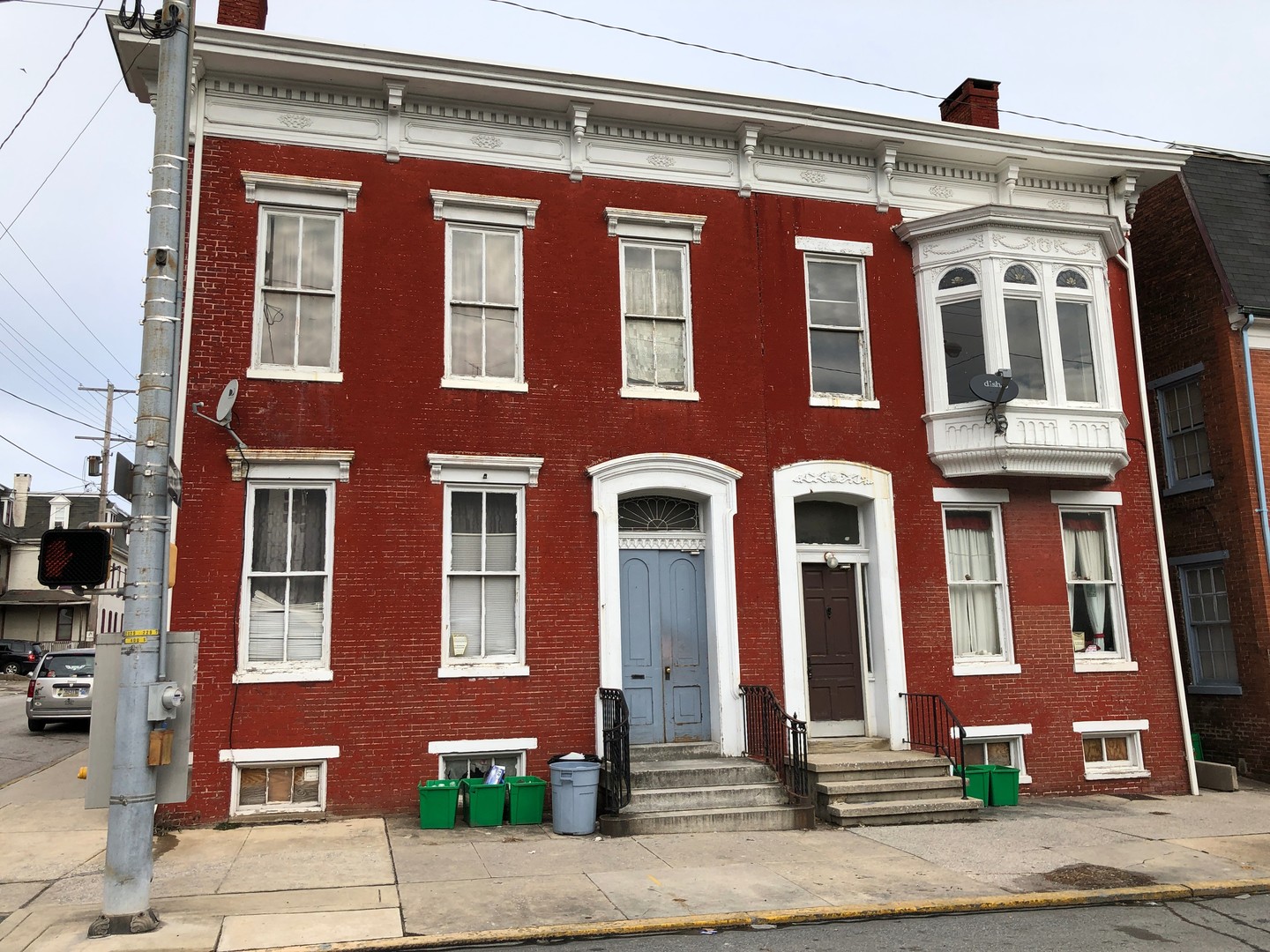 York House: 487 W Market St Apt 3,