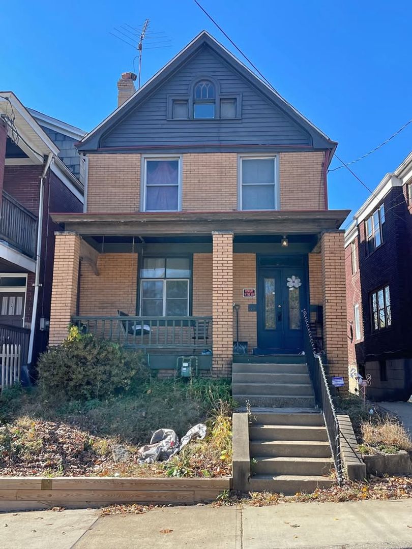 Pittsburgh House: 82 Estella Ave