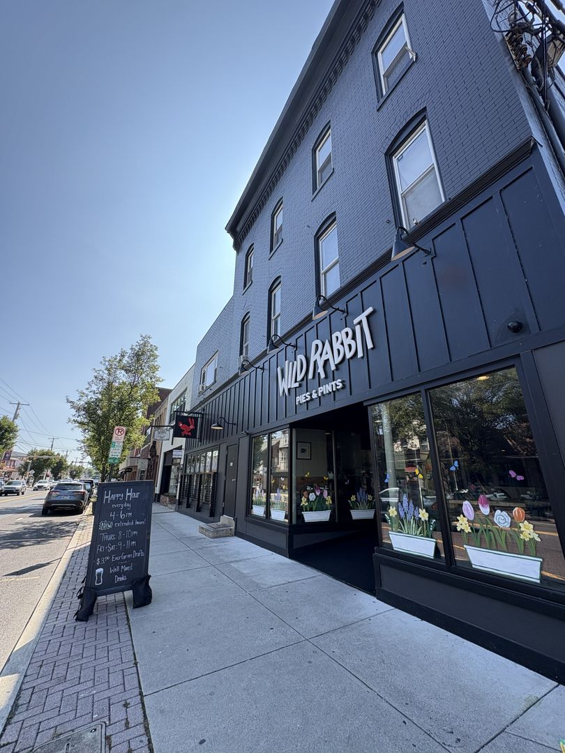 New Cumberland House: 316 Bridge Street, Unit 4