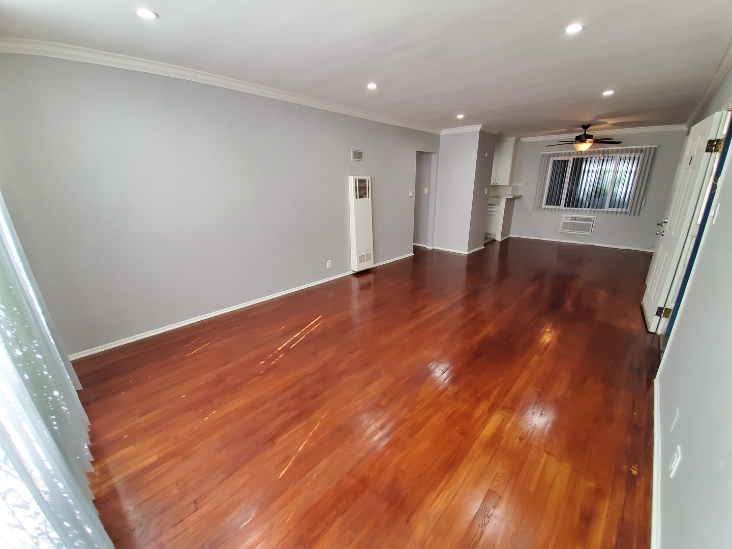 West Hollywood Apartment: 7529 W. Norton Ave.