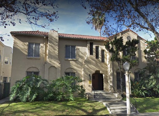 COMING UP! AMAZING TWO BEDROOM APT IN A FOURPLEX PERFECTLY LOCATED NEAR FAIRFAX DISTRIC – photo 1