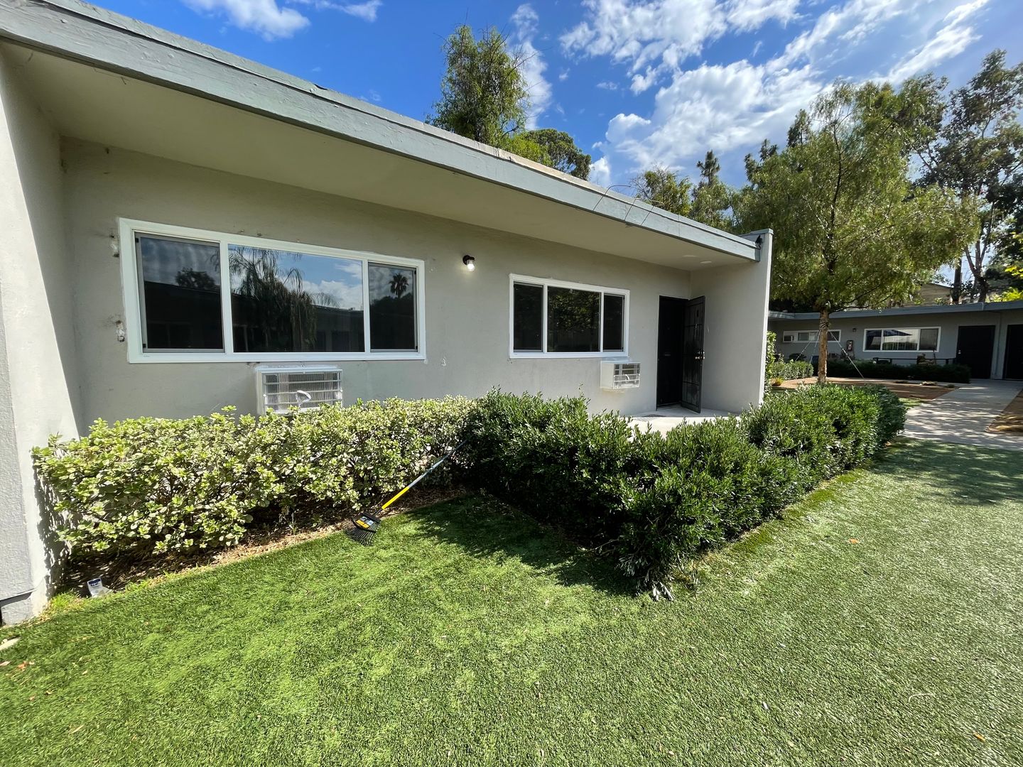 Los Angeles Apartment: 139 S. Ave. 55