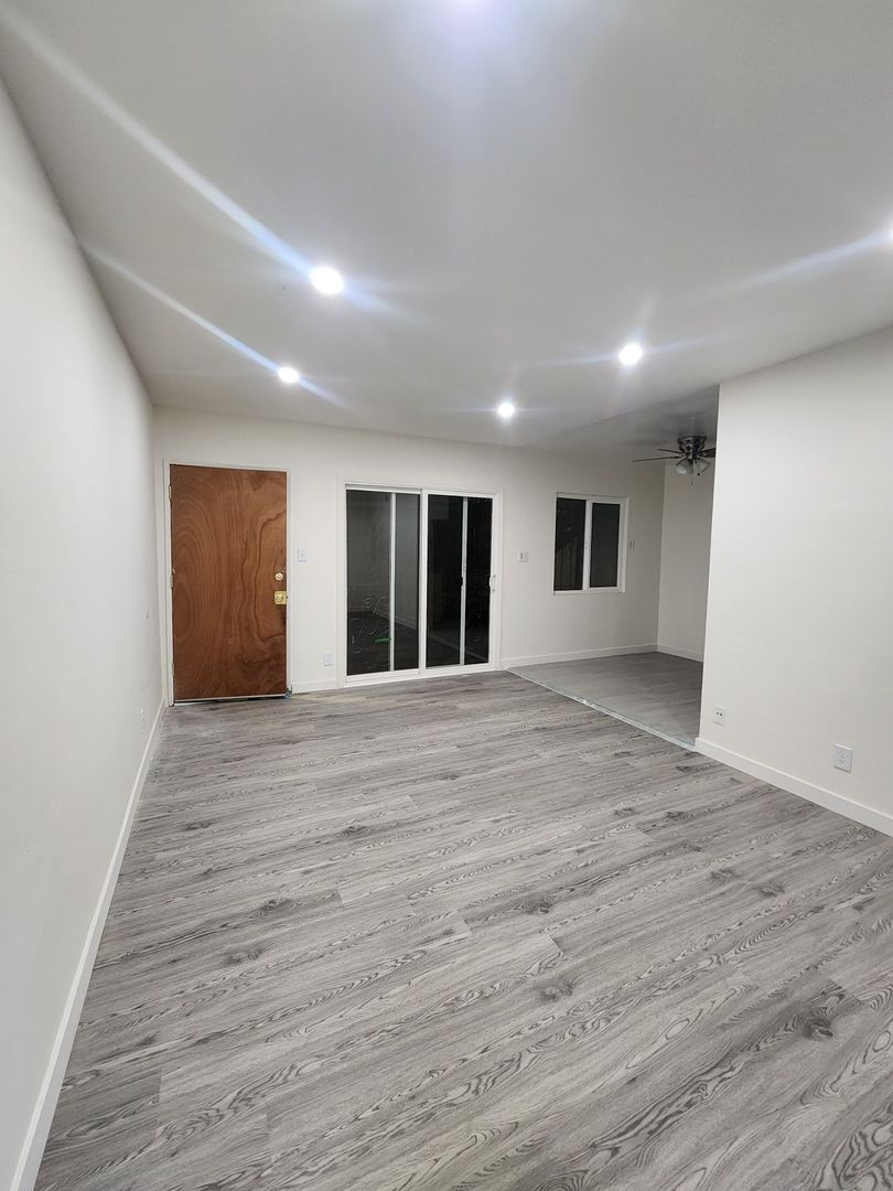 Compton Apartment: 1501 Kay St