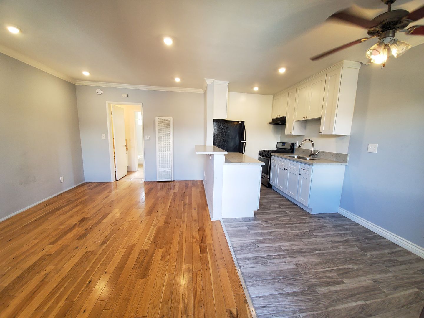 Los Angeles Apartment: 6701 Fountain Ave.