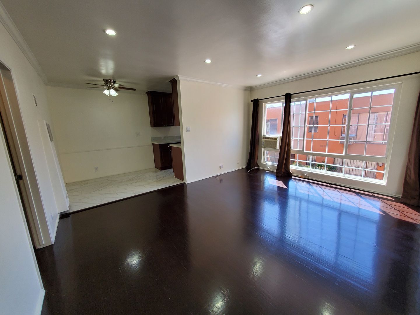 Los Angeles Apartment: 938 N. Spaulding Ave.