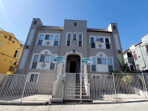 OPEN HOUSE! CHARMING STUDIO IN WESTLAKE NEAR DOWNTOWN! SMALL PET WELCOME! – photo 1