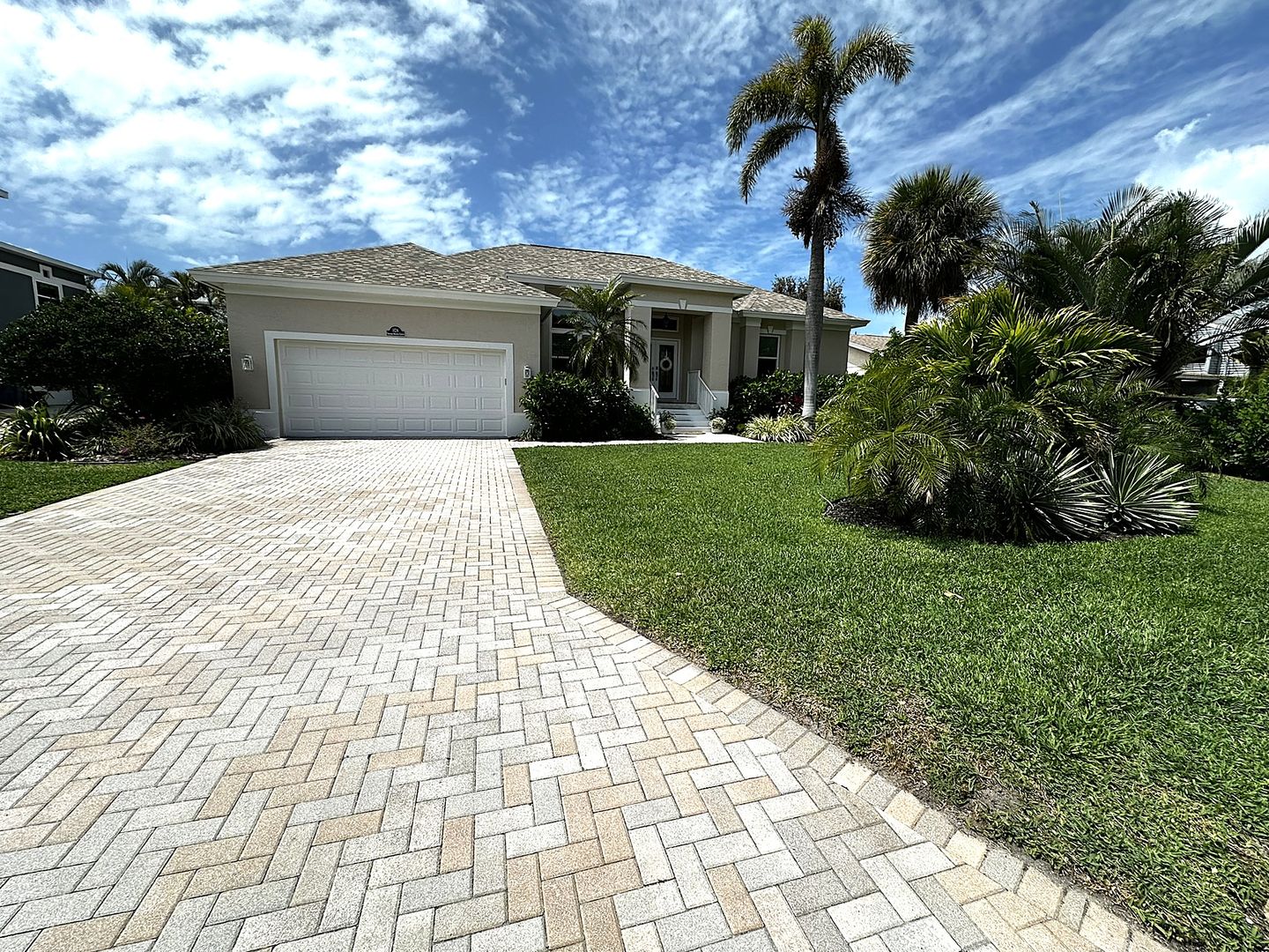 Tierra Verde House: 1126 2nd Ave S