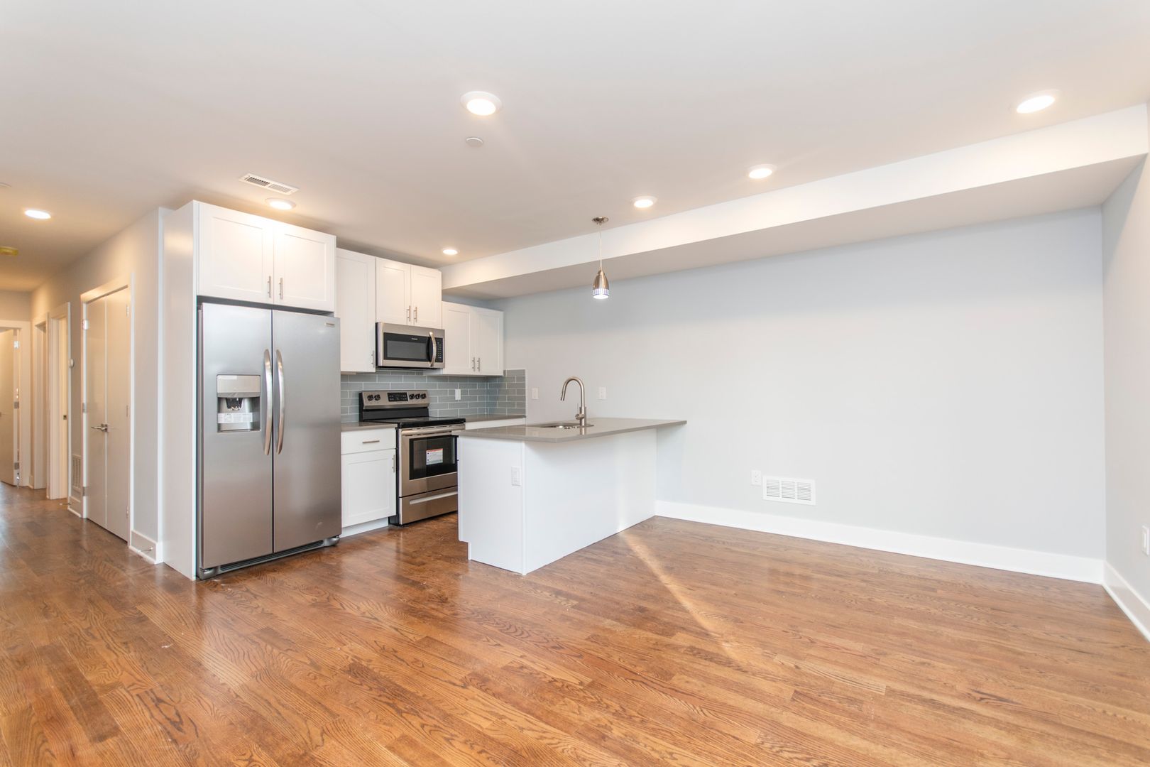 Philadelphia Apartment: 812 N Uber St